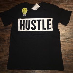 ❤️HUSTLE TEE